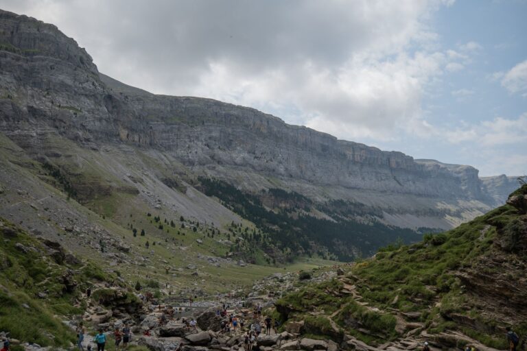 Park Narodowy Ordesa i Monte Perdido: trasy, parkingi i zasady wejścia